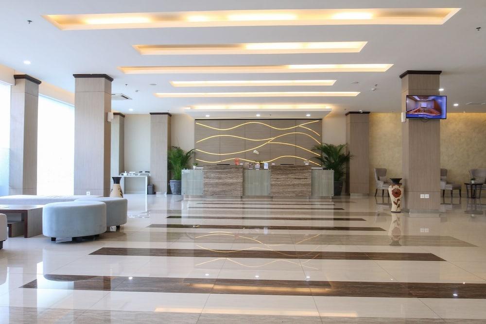 Terraz Tree Hotel Jakarta Luaran gambar